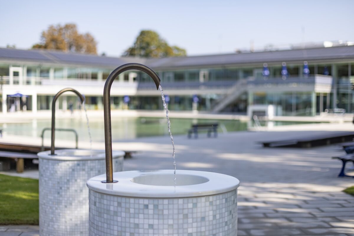 Stuttgart mineral therme pool and water